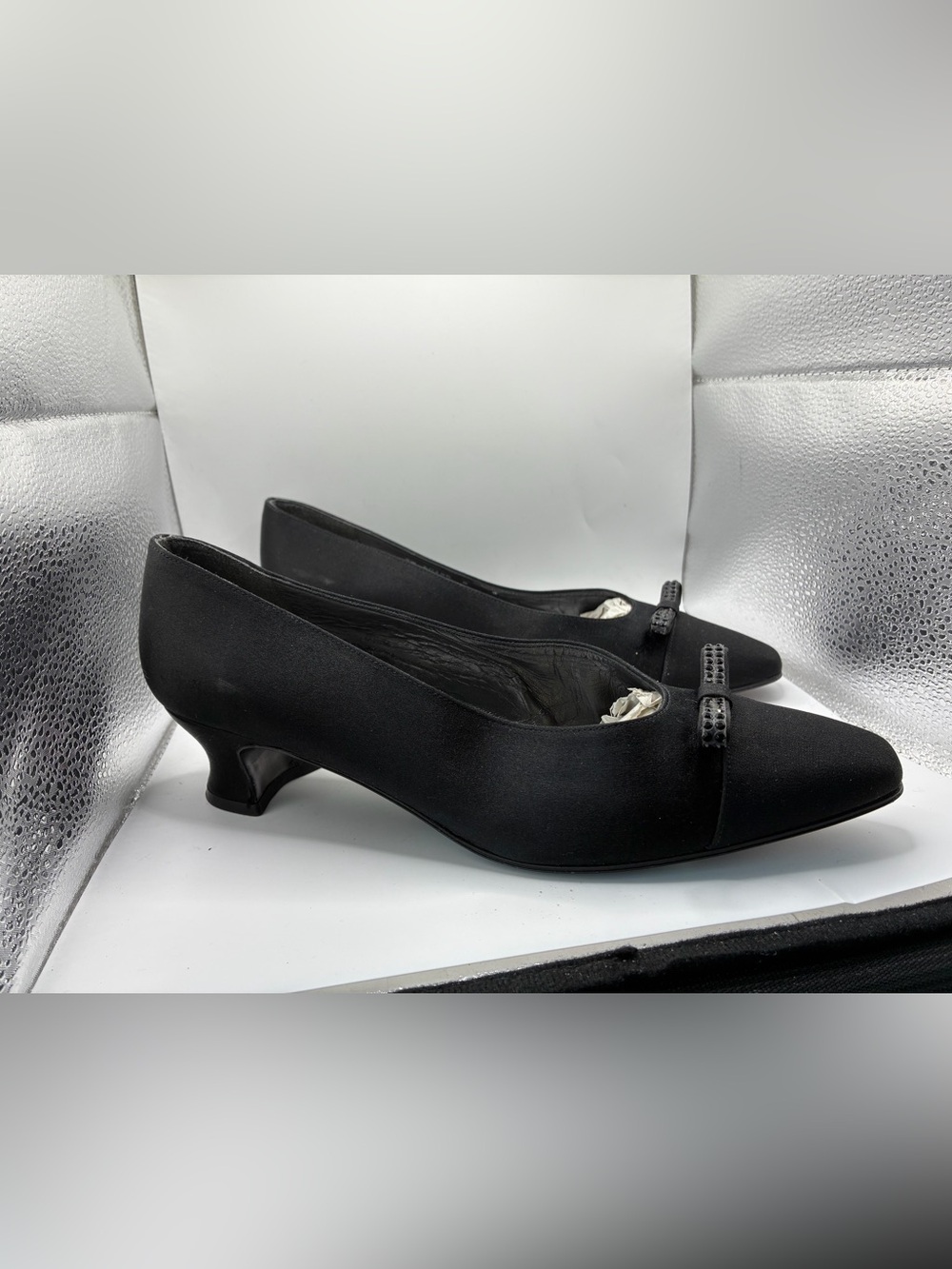 Vintage Stuart Weitzman Black Satin Rhinestone Bow Kitten Spool Heel Pumps Sz 9